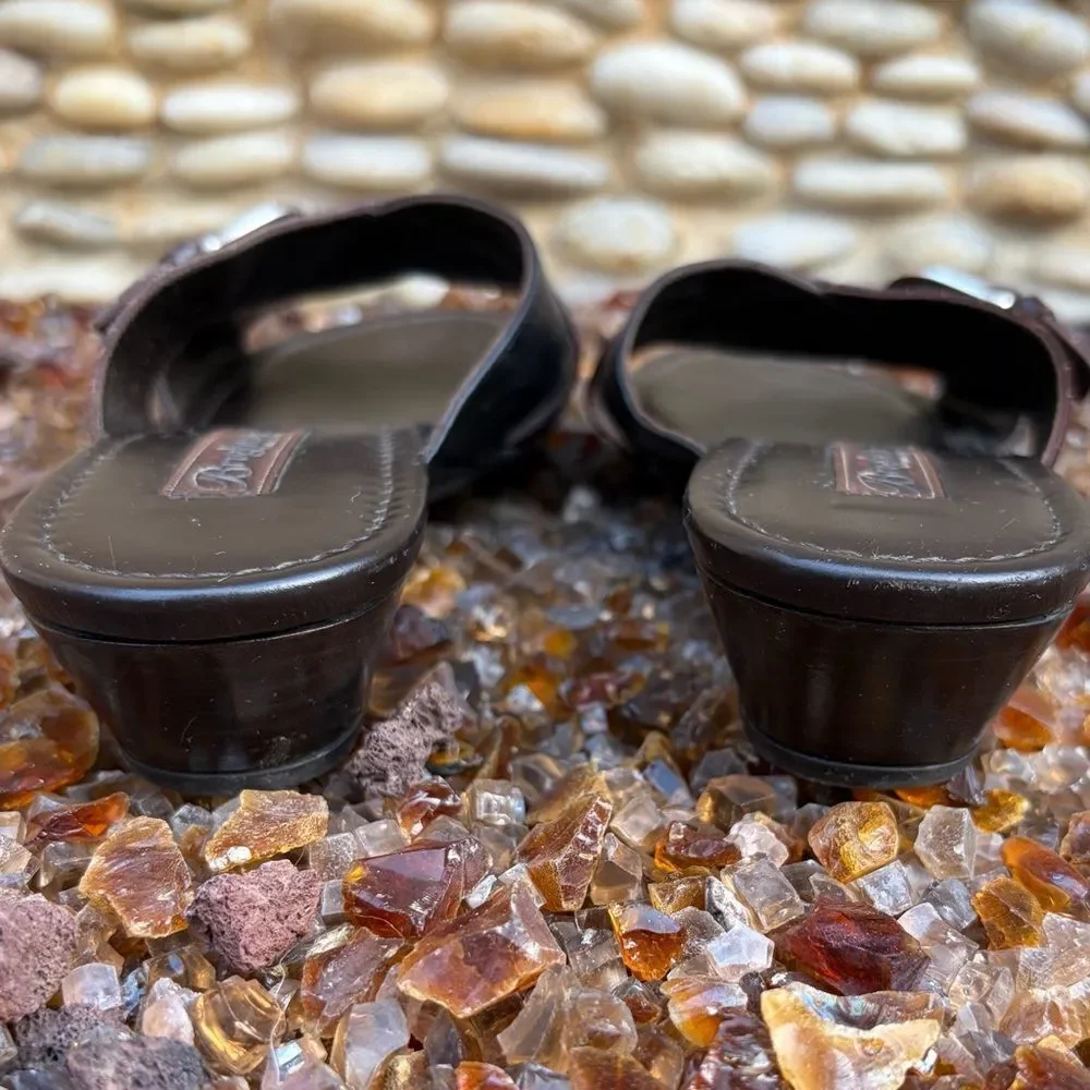 Brighton Lorna Black/Brown Silver Buckle Slip-On Sandales/Loafers Size 7 Boho